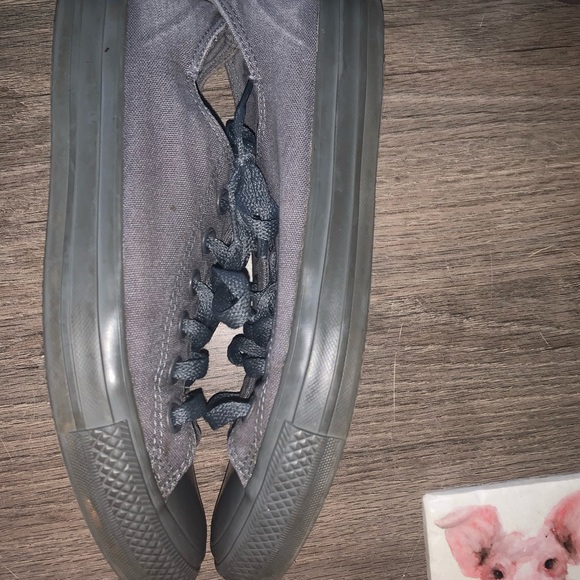 All black and all grey 8.5 converse - Picture 7 of 8